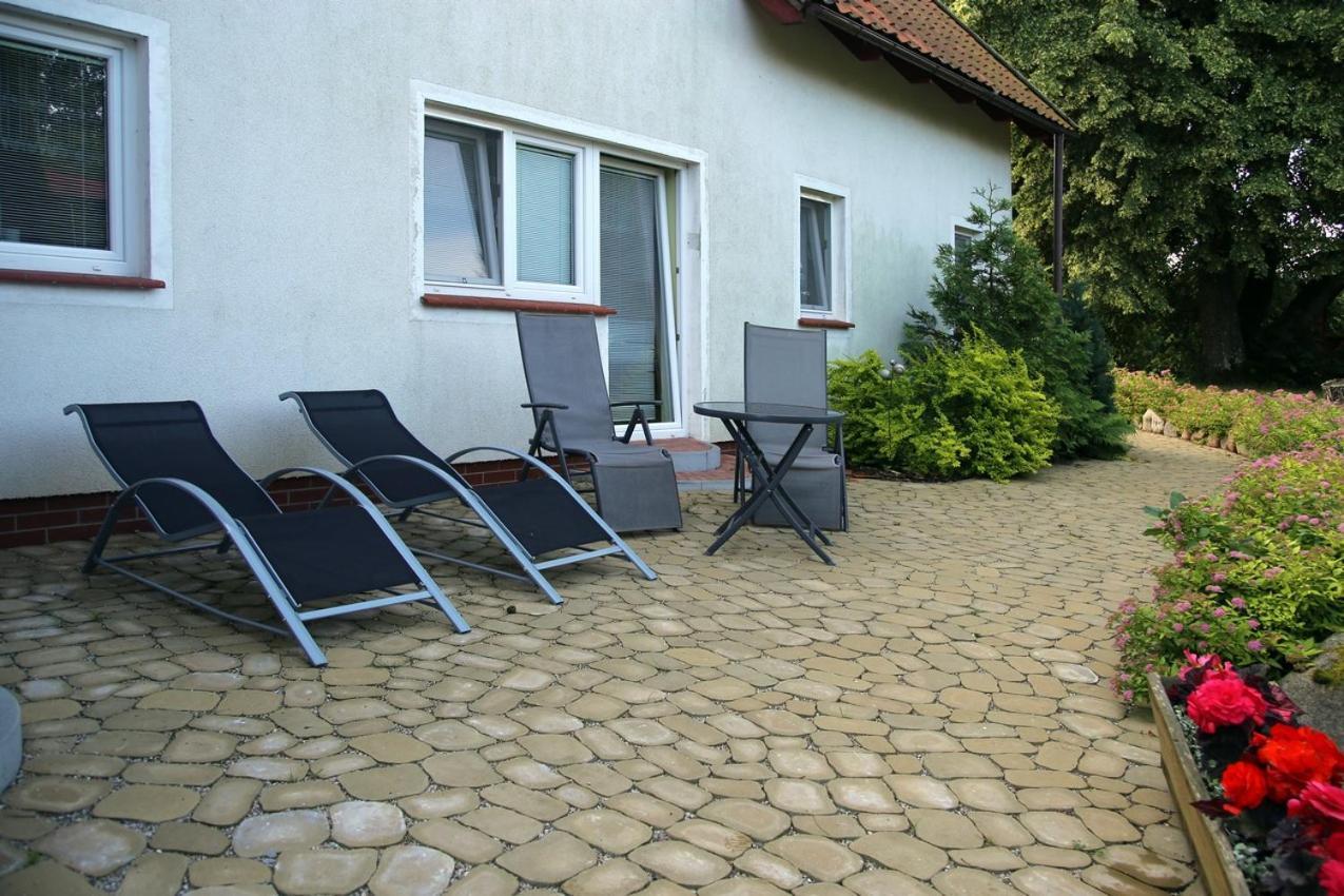 リン Ranczo Nad Stawemヴィラ エクステリア 写真